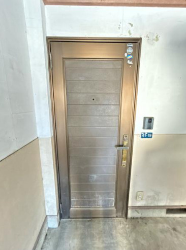 売中古戸建　中央区中沢町の玄関