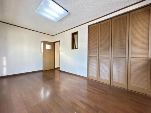 売中古戸建　中央区中沢町の洋室