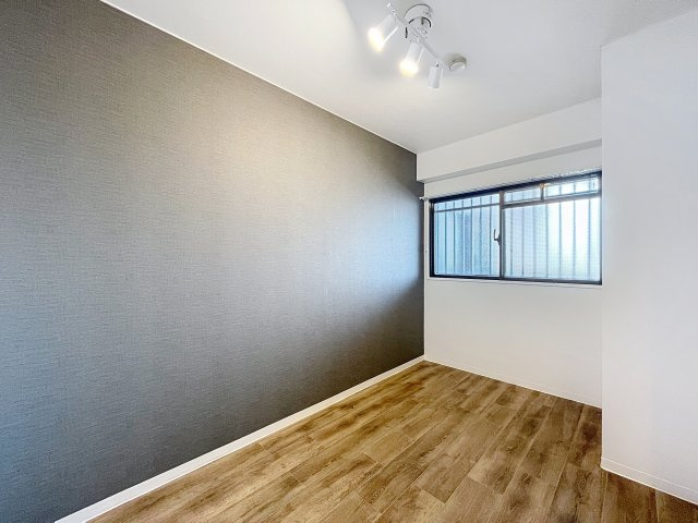 グレイスヴィラ姫島の洋室|落ち着いた雰囲気の洋室です。