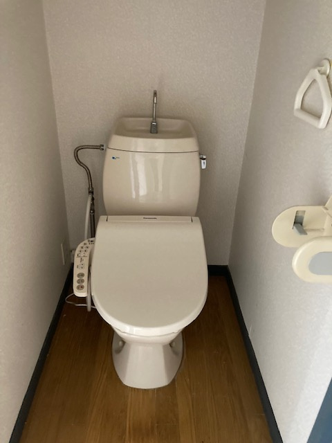 パステルコートWESTのトイレ|清潔感のあるトイレです