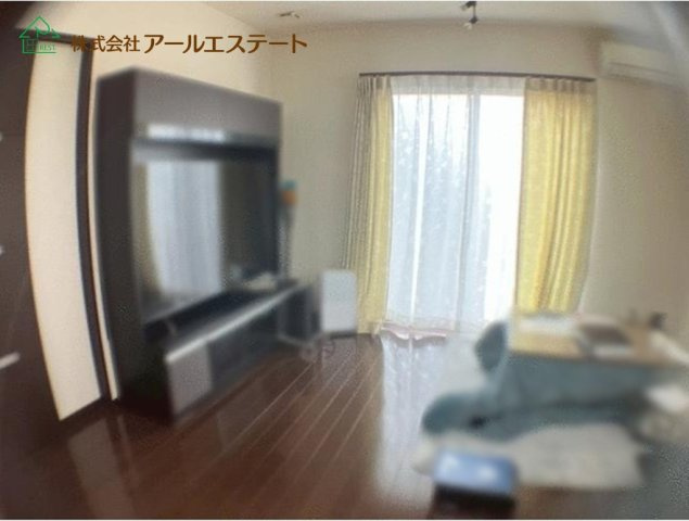 姫路市香寺町犬飼　　　JR播但線「香呂駅」徒歩15分の居間・リビング