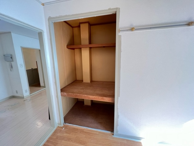 ネオグレイスの収納|別部屋イメージ写真