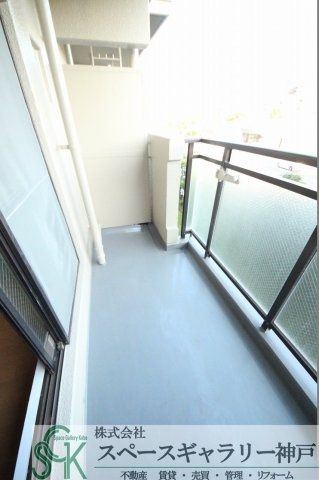 ルモンクレール枝吉のバルコニー|※お部屋により仕様が異なる場合があります。