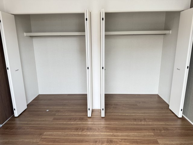 ハートフルタウン前橋市天川大島町925番　A号棟の収納|2階洋室3収納です