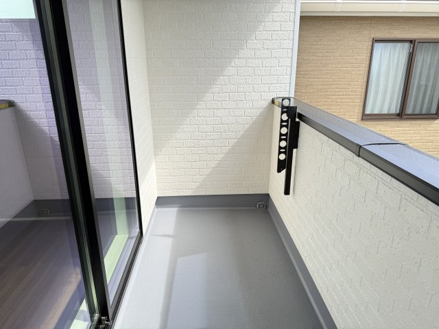 ハートフルタウン前橋市天川大島町925番　A号棟のバルコニー|人気のインナーバルコニーです♪急な雨でも洗濯物が濡れずに安心です！