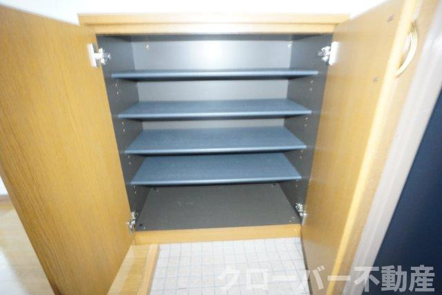 サンセール垂水のエントランス