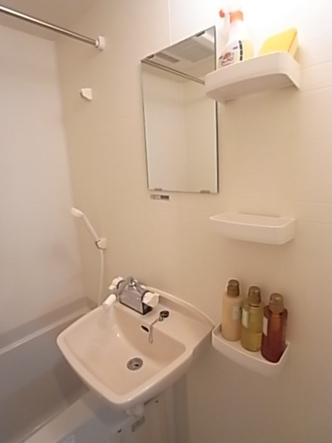 シュープリームの洗面所