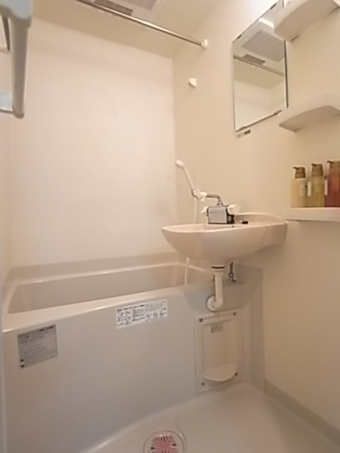 シュープリームの浴室