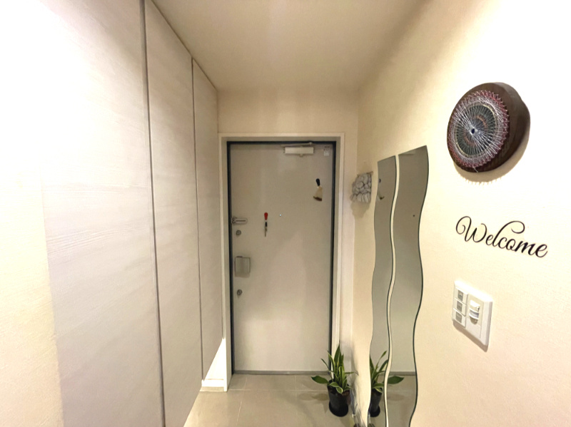 コアマンションルネス大橋の玄関|廊下側から見た玄関の様子です