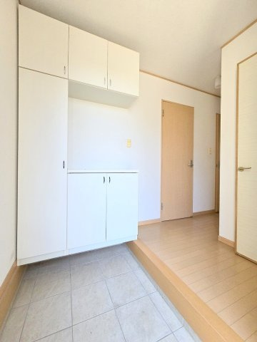 春日部市藤塚　中古一戸建の玄関|2025撮影