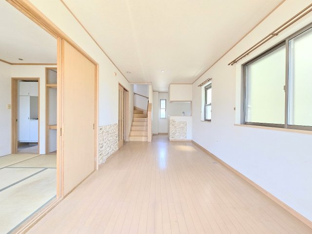春日部市藤塚　中古一戸建の居間・リビング|2025撮影