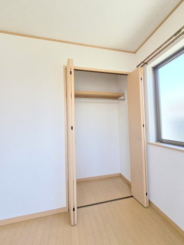 春日部市藤塚　中古一戸建の収納|2025撮影