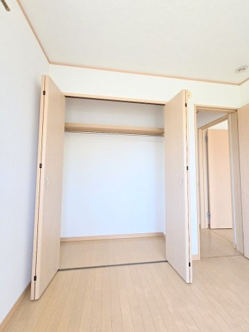 春日部市藤塚　中古一戸建の収納|2025撮影