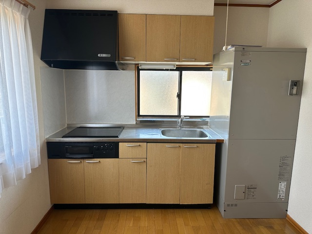 柏崎市岩上のアパートの和室