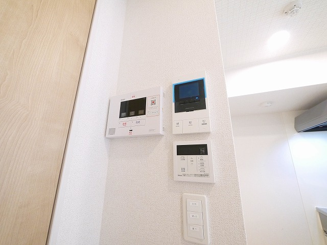 ブランドールαのセキュリティ|モニター付きインターホンです