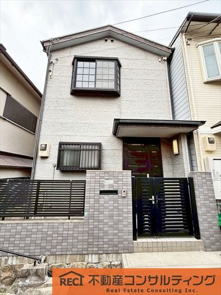 神戸市灘区篠原中町5丁目　中古戸建の外観|阪急六甲駅から徒歩11分！