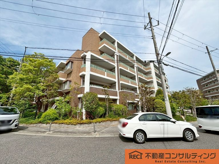 住吉山手コモンズC棟の外観