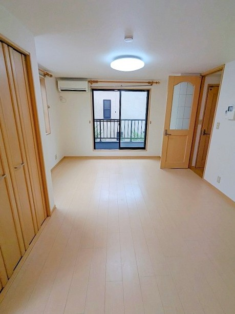 仲六郷3丁目戸建ての居間・リビング