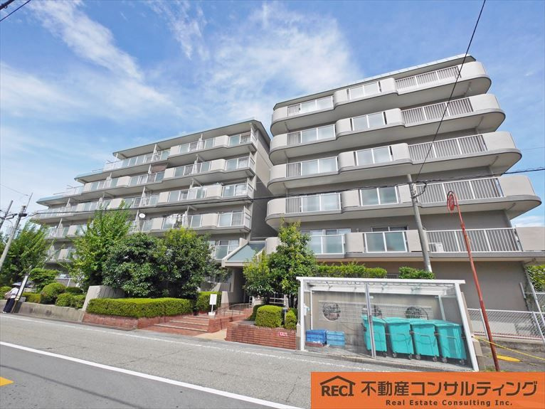 ユニハイム甲子園口の外観