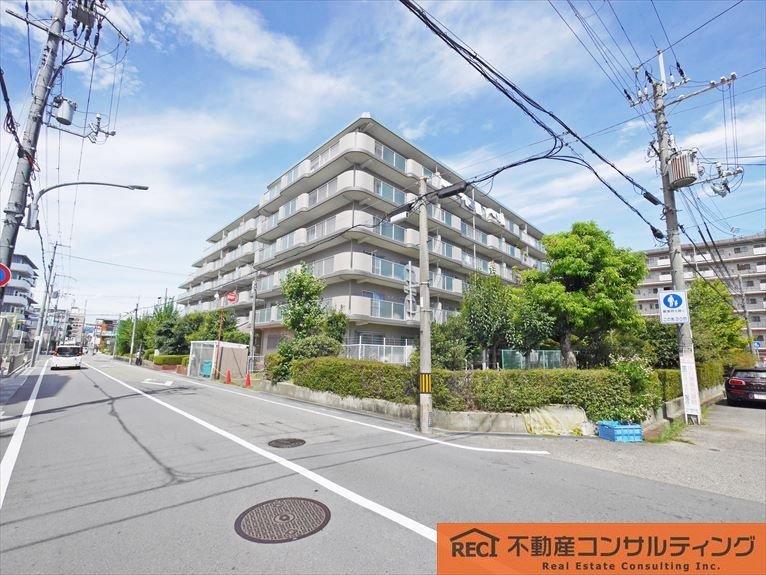 ユニハイム甲子園口の外観