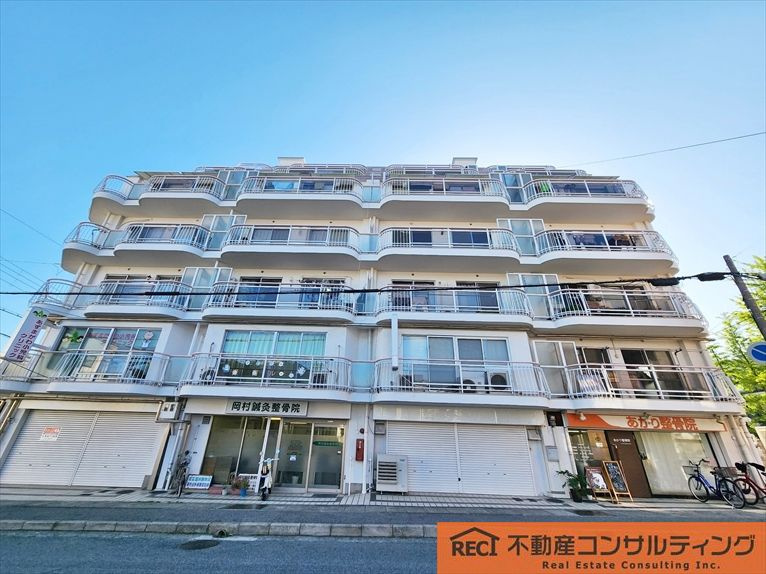 摂津コーラルハイツの外観