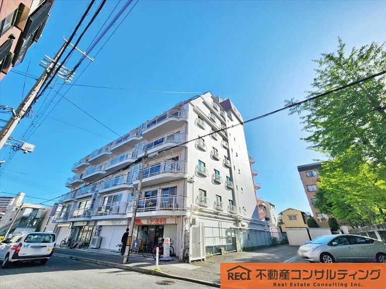 摂津コーラルハイツの外観