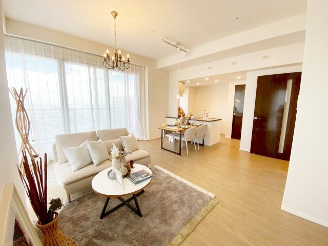 ベイシティタワーズ神戸WESTの居間・リビング