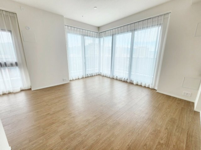 ベイシティタワーズ神戸WESTの居間・リビング