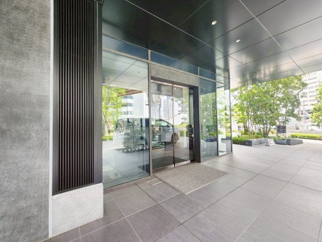 ベイシティタワーズ神戸WESTのエントランス