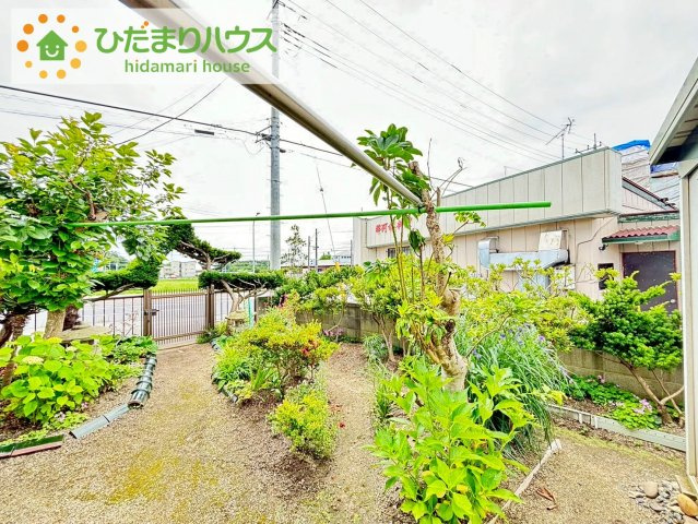 那珂市後台　中古戸建　店舗付き住宅の庭|お庭付き物件になります。