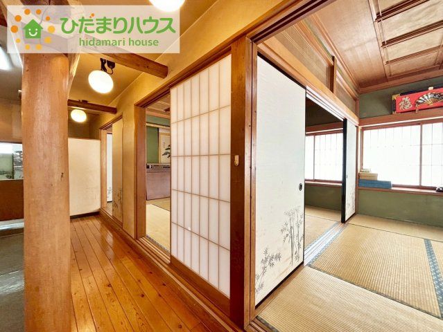 那珂市後台　中古戸建　店舗付き住宅の内装|お座敷には１０帖と、６帖の二部屋あります！