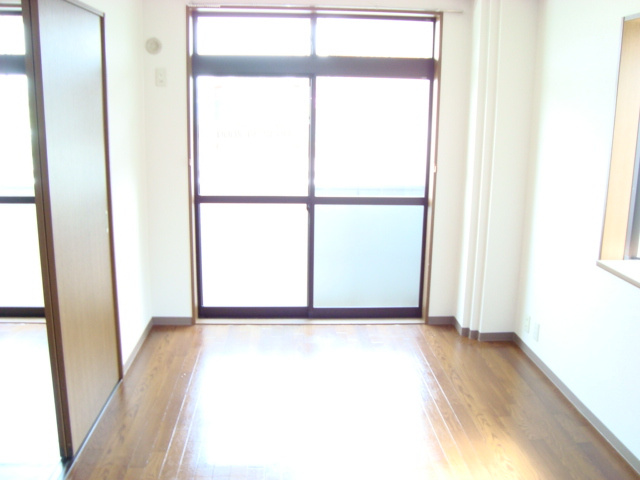 コンフォート桜の展望|西側洋室（イメージ）