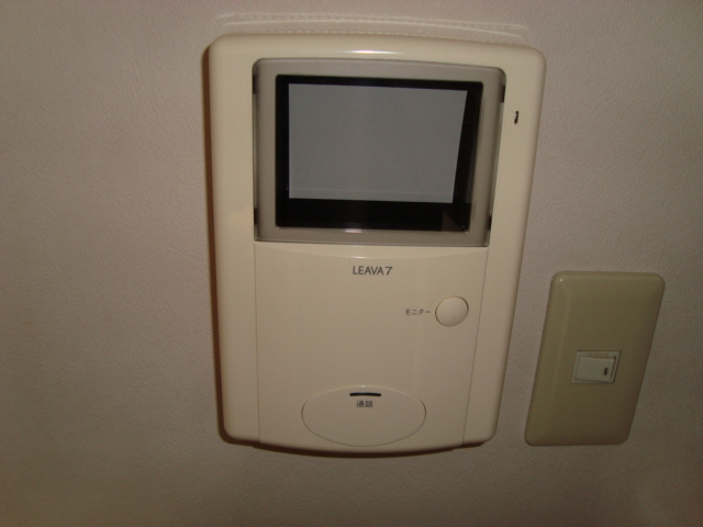 コンフォート桜のセキュリティ|カメラ付インターホン（イメージ）