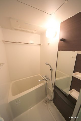 エステムコート梅田天神橋2グラシオ　仲介手数料無料の浴室