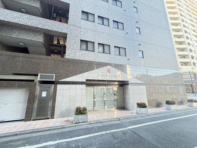 リッツタワー八王子のエントランス|～管理形態は全部委託式　キレイにメンテナンスされているマンションです～