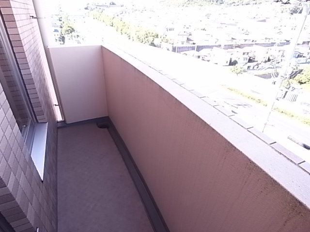 リュイール桃山台のバルコニー