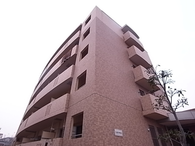 リュイール桃山台の外観