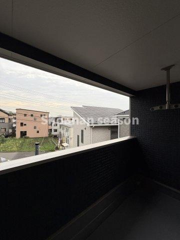 【バルコニー】 | 急な雨でも安心なインナーバルコニー仕様♪