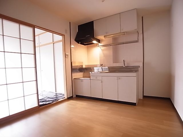 神戸市北区谷上西町の賃貸マンションの居間・リビング|リビング