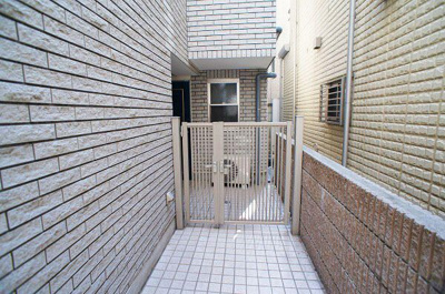 【エントランス】 | エスティナ西新宿