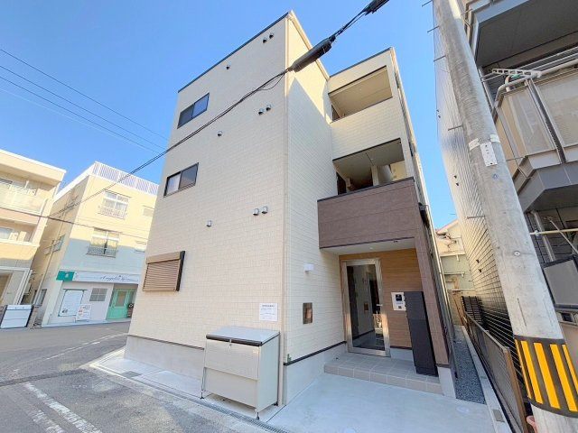 クラウドパレス上新庄の外観