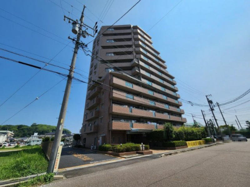 マルベリー小牧山南の外観|南東角部屋・３面バルコニー。　高層階・陽当たり・通風・眺望良好です。