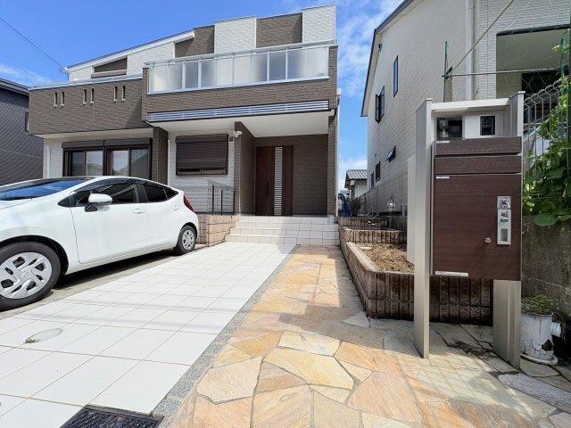 神戸市北区筑紫が丘7丁目戸建の外観