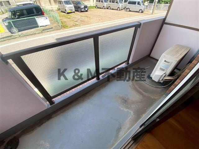 パークサイド明原のバルコニー|バルコニーからの眺めを楽しみながら食事をしませんか