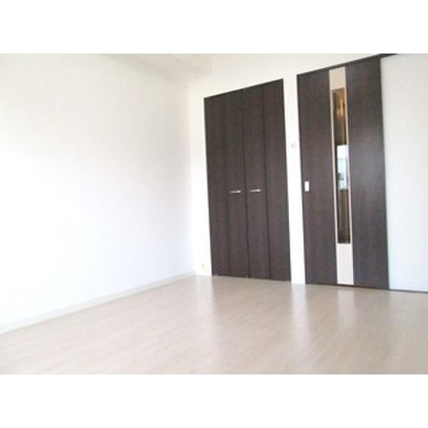 グランシス江坂の居間・リビング