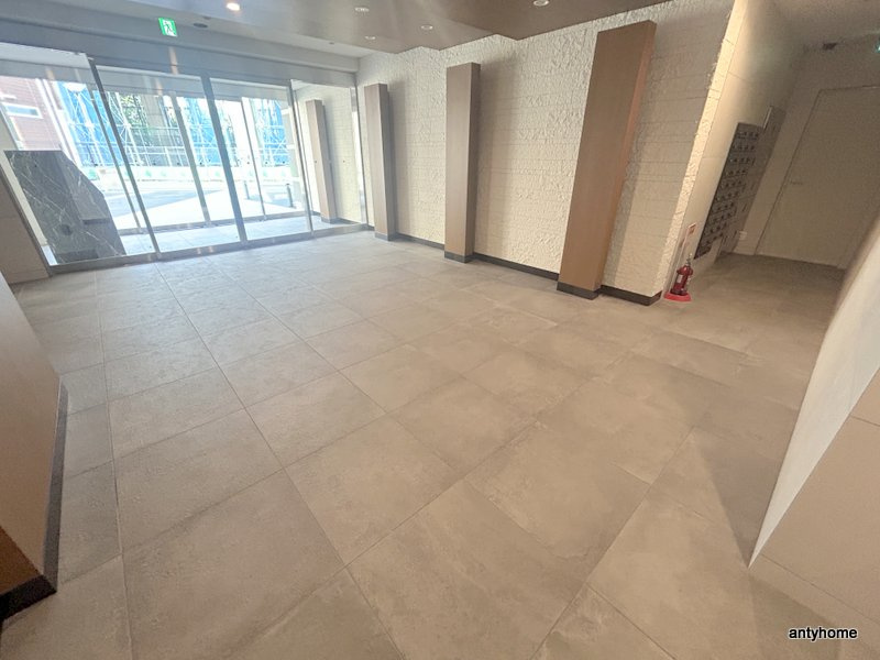 フォーリアライズ淡路ライツ　仲介手数料無料のロビー