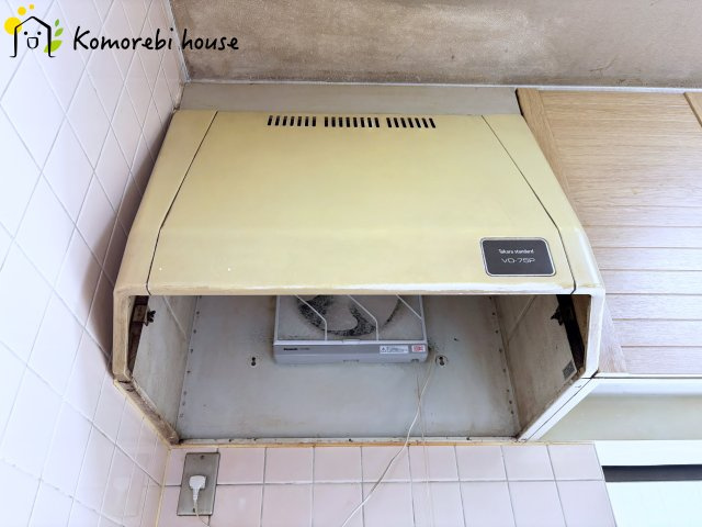 比企郡川島町八幡1丁目　中古一戸建てのキッチン|レンジフードです