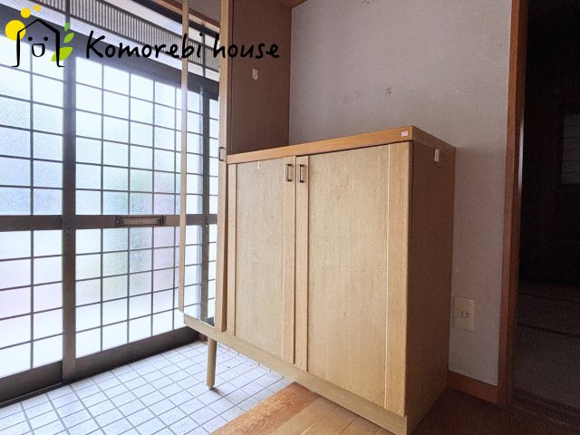 比企郡川島町八幡1丁目　中古一戸建ての収納|シューズボックスです