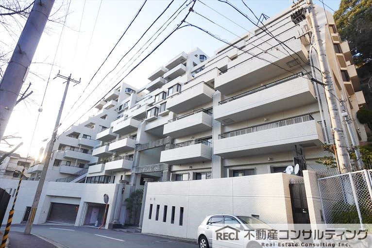 パラツィーナ六甲プレイスの外観