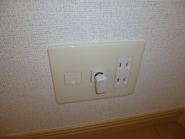 ＳＵＮ’Ｓ　ＧＡＲＤＥＮ中央Ⅲの設備|TVジャック・電話モジュラー